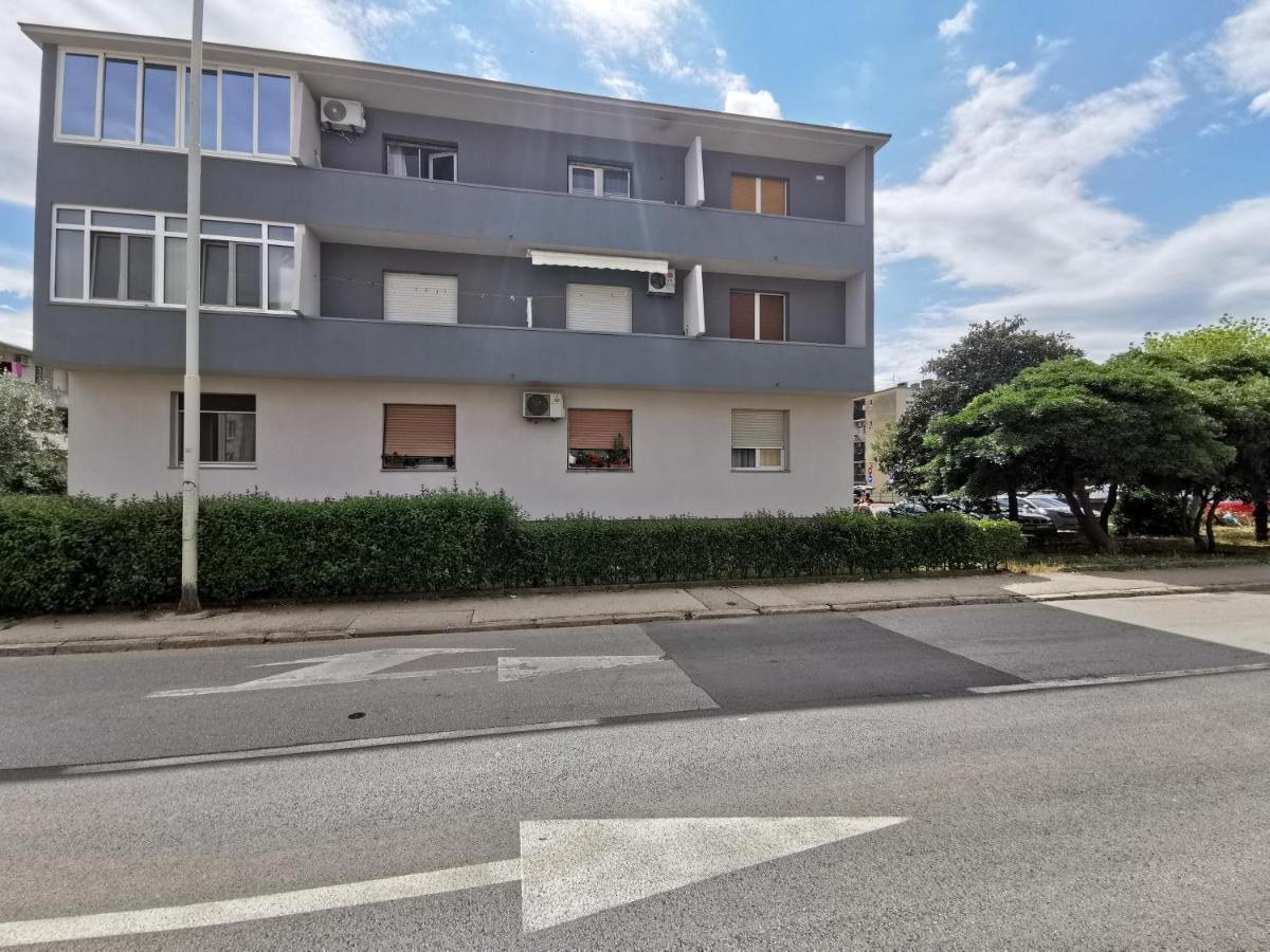 Sea Star Apartment Pula Zewnętrze zdjęcie